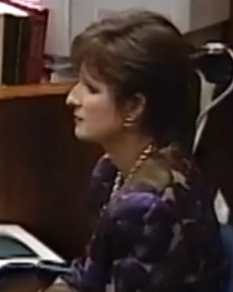Courtroom still of Det. Kelly Mulldorfer.