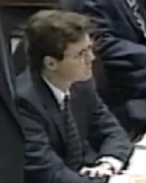 Courtroom still of Kenneth Lynch.