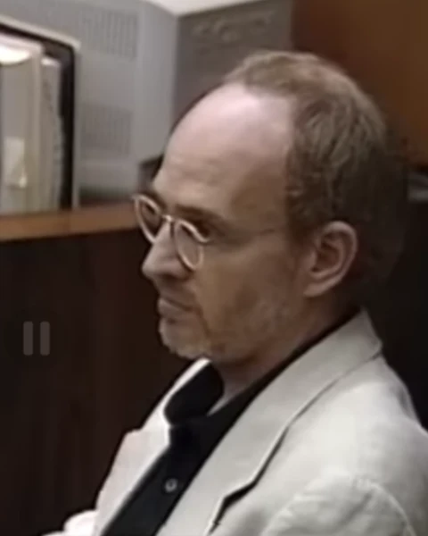 Courtroom still of Pablo Fenjves.
