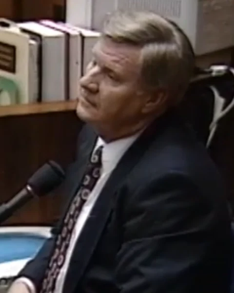 Courtroom still of Det. Philip Vannatter.