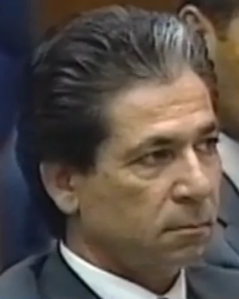 Courtroom still of Robert Kardashian.